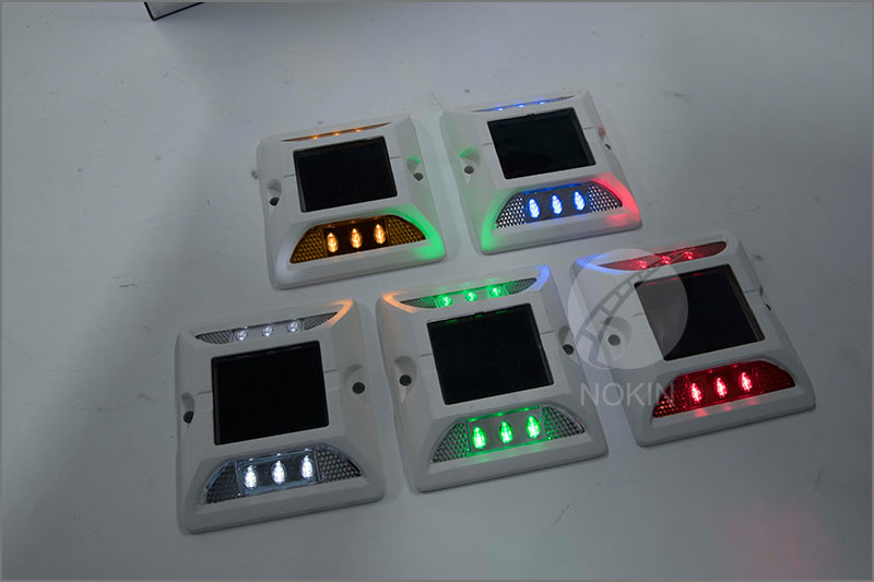 solar led road studs