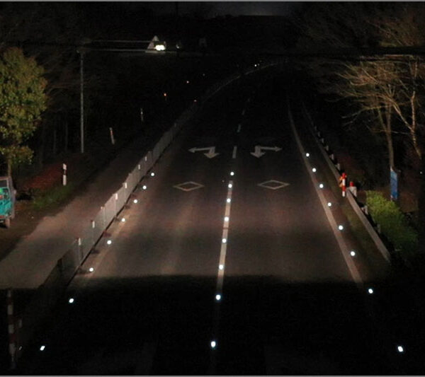 Why Solar Road Studs Are Ideal for Smart Cities?